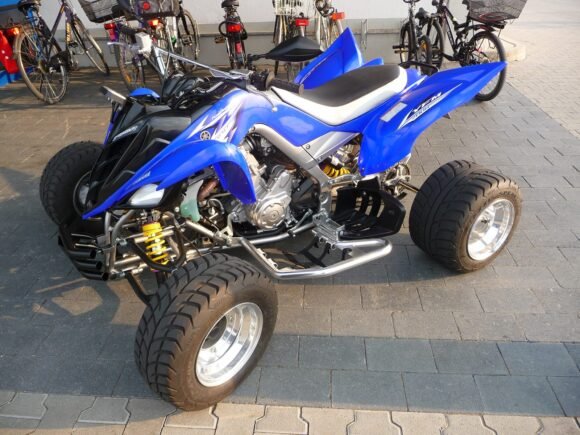 Yamaha Raptor 700 sport ATV, the direct successor to the Raptor 660